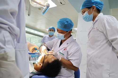 桂林醫(yī)學(xué)院附屬口腔醫(yī)院樂(lè)群門(mén)診推出午間夜間門(mén)診，拓展便民口腔診療服務(wù)